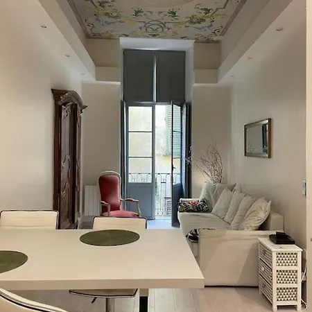 Luxury In The Heart Of Old Town Nice. Apartment *