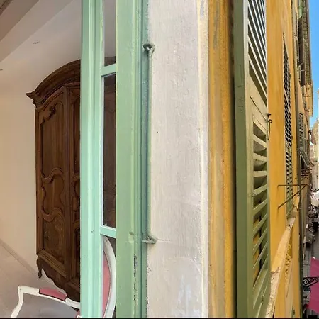 Luxury In The Heart Of Old Town Nice. Apartment