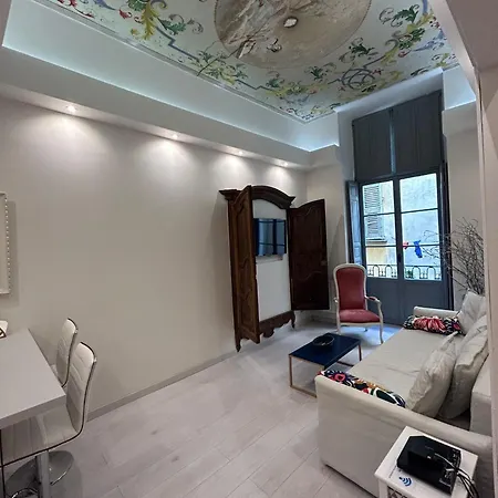 Luxury In The Heart Of Old Town Nice. Nice