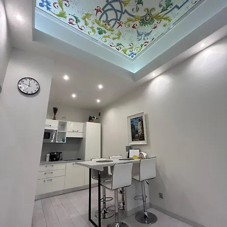Apartment Luxury In The Heart Of Old Town Nice.