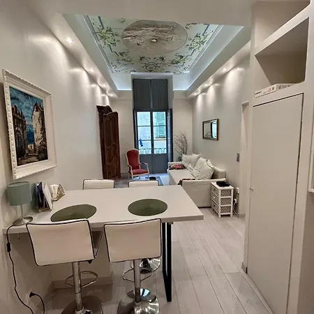 Luxury In The Heart Of Old Town Nice. Nice